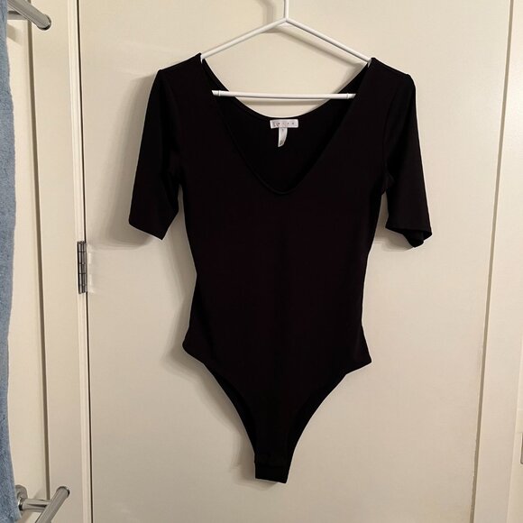 Leith Scoop Neck Bodysuit - Picture 2 of 3